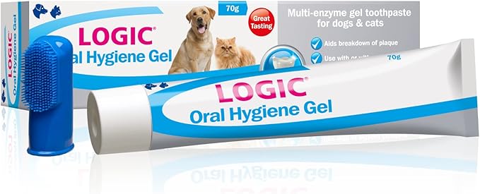 Packaging of Logic Oral Hygiene Gel for pets, including a cleaning applicator.